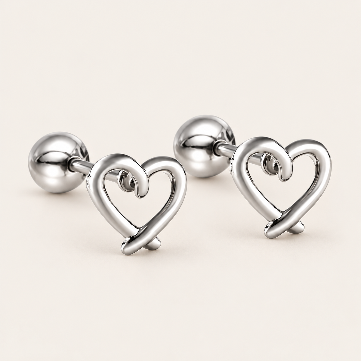 Amour Heart Studs Silver - 01
