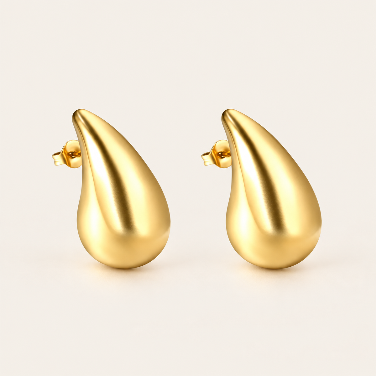 Sera Drop Studs - 01