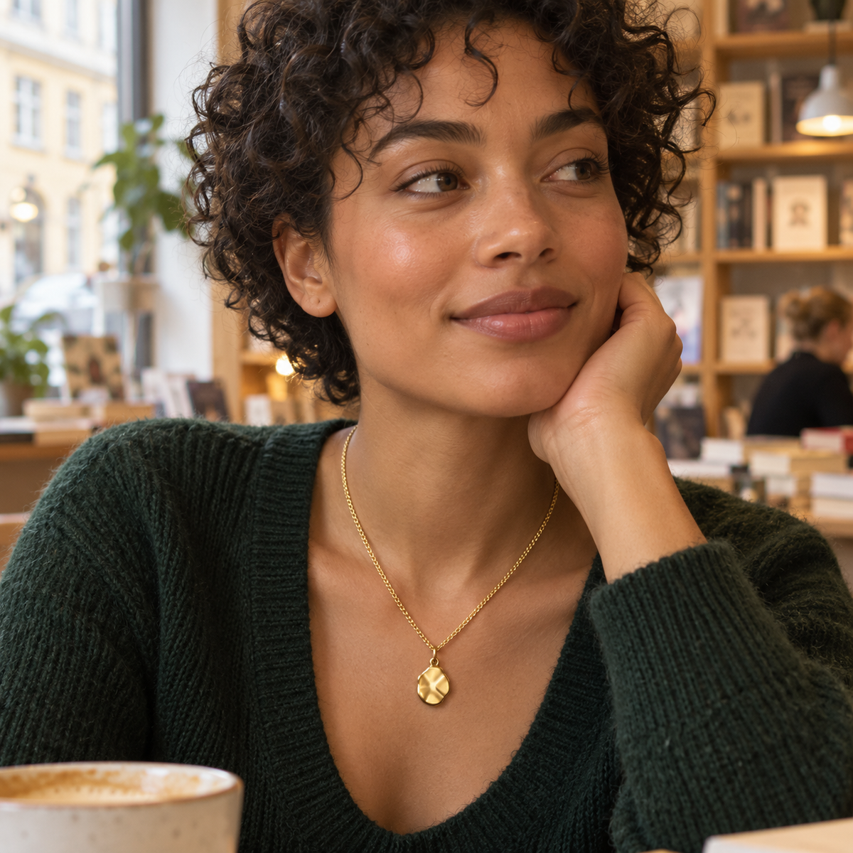Freja Organic Necklace - 01